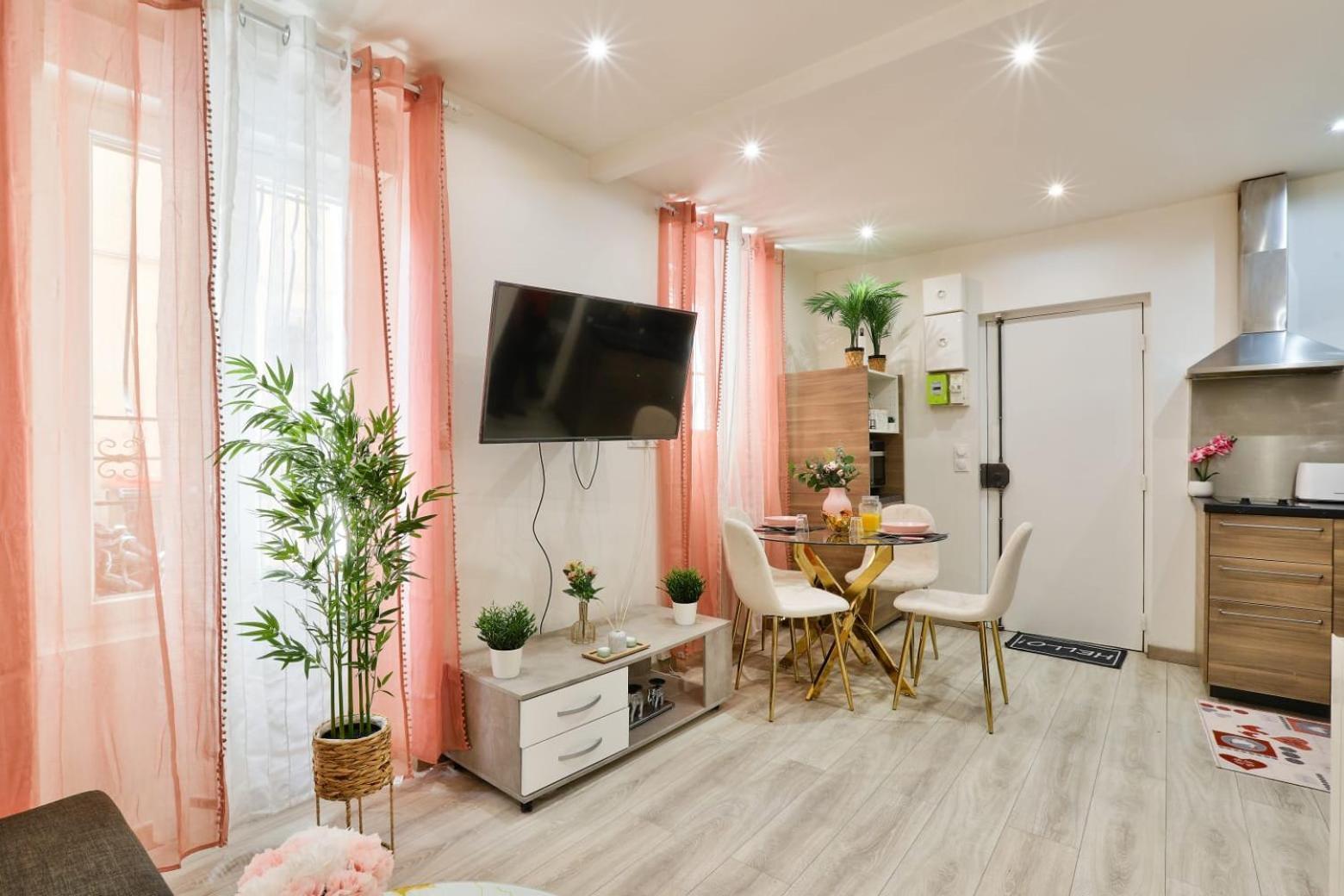 Le Nid Douillet Appartement Confortable A 5 Min Du Stade De France Et Proche De L'Aeroport Cdg Saint-Denis  Eksteriør billede