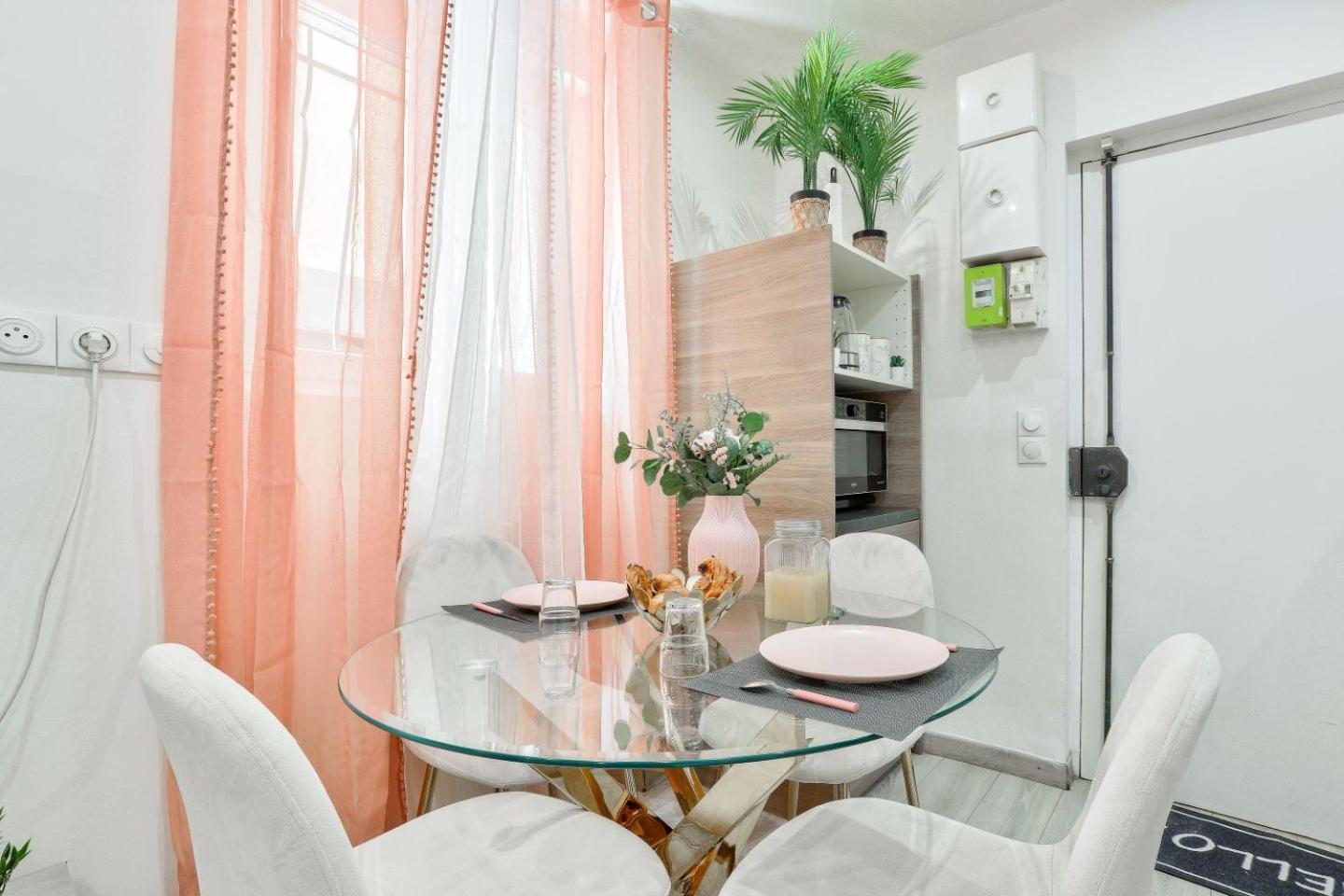Le Nid Douillet Appartement Confortable A 5 Min Du Stade De France Et Proche De L'Aeroport Cdg Saint-Denis  Eksteriør billede