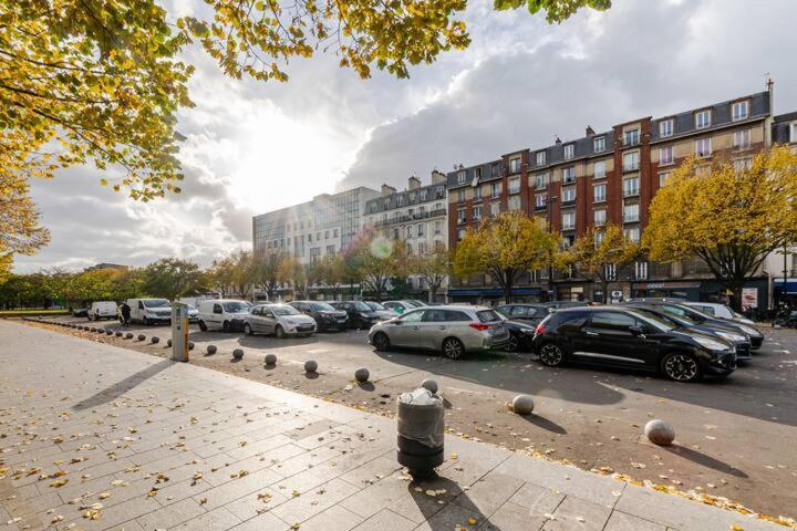 Le Nid Douillet Appartement Confortable A 5 Min Du Stade De France Et Proche De L'Aeroport Cdg Saint-Denis  Eksteriør billede